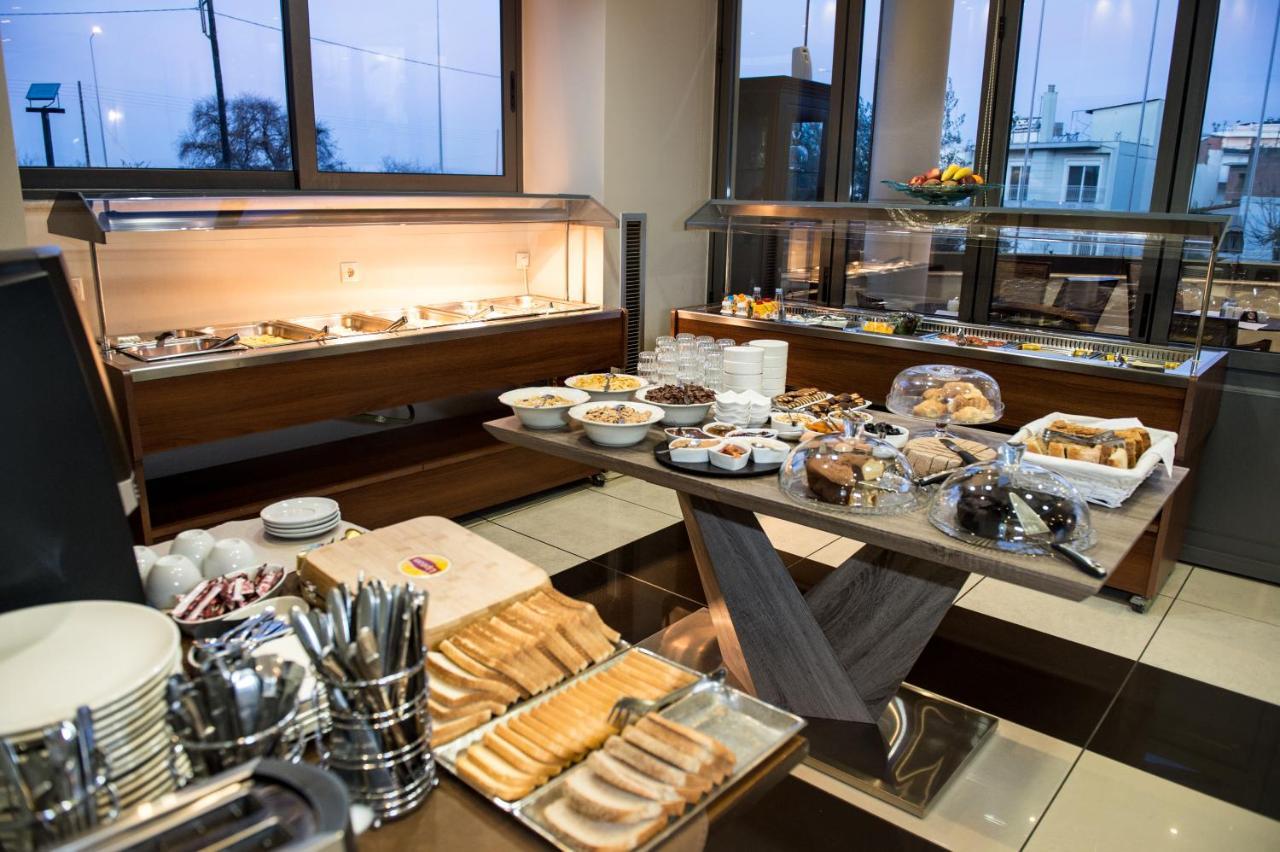 Premier Agrinio Heart Hotel Екстериор снимка