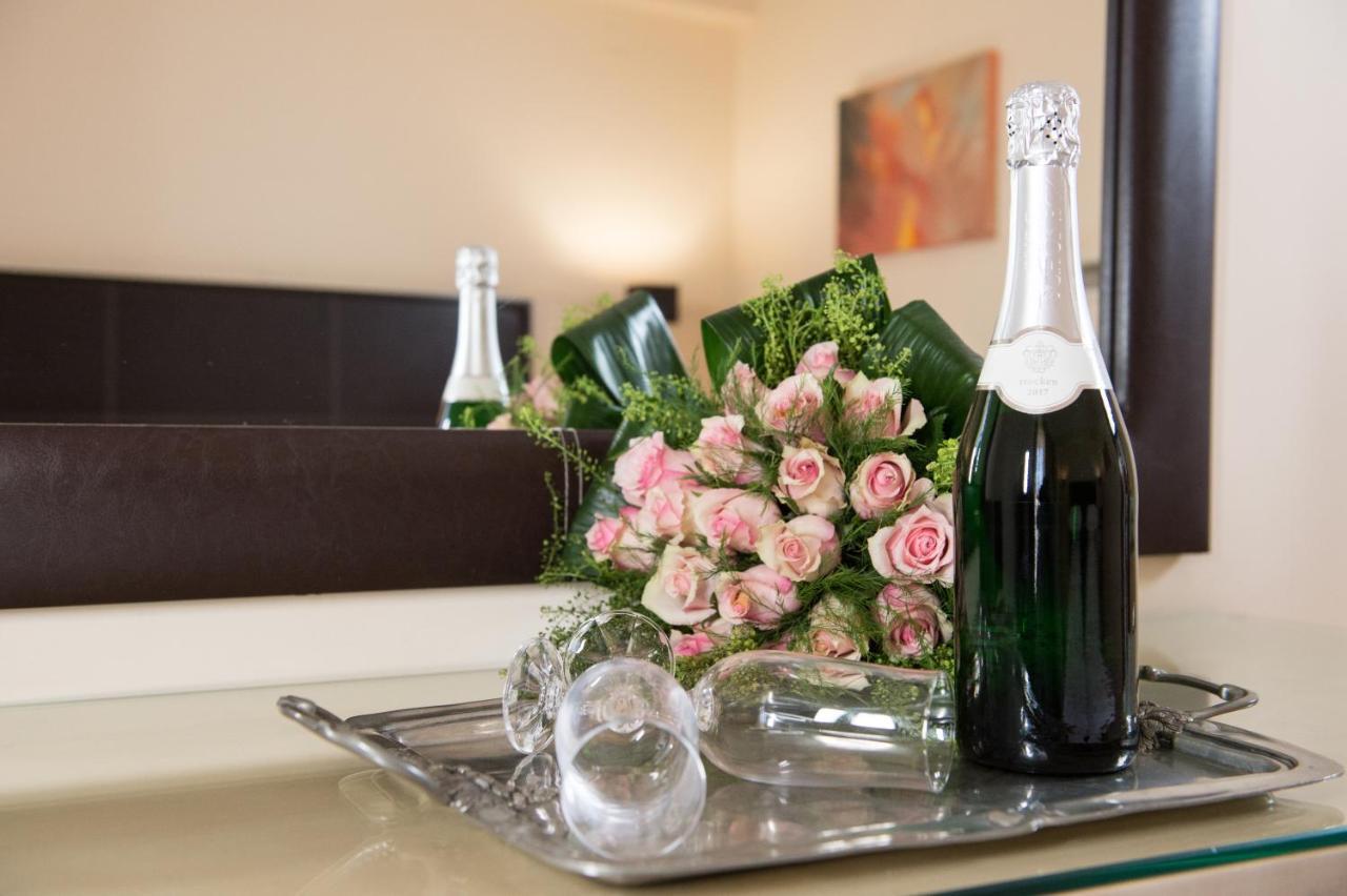 Premier Agrinio Heart Hotel Екстериор снимка